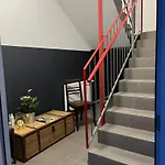 Zimmer-bad-tv-kuehlschrank-16 Vendégház 3*