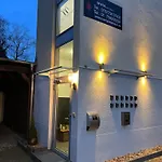 Vendégház Zimmer-bad-tv-kuehlschrank-16