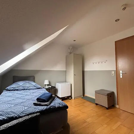 Zimmer-bad-tv-kuehlschrank-16 Meine