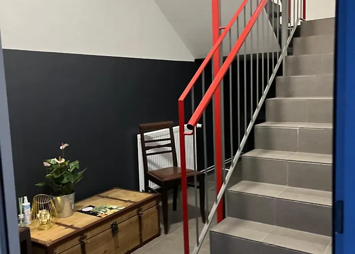 Zimmer-bad-tv-kühlschrank-16 Pensión 3*