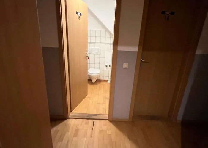 Zimmer-bad-tv-kühlschrank-16 Meine