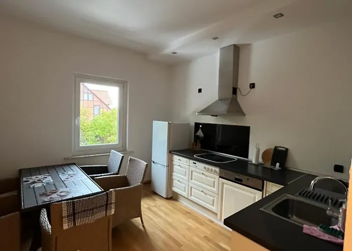 Pensión Zimmer-bad-tv-kühlschrank-16 Meine