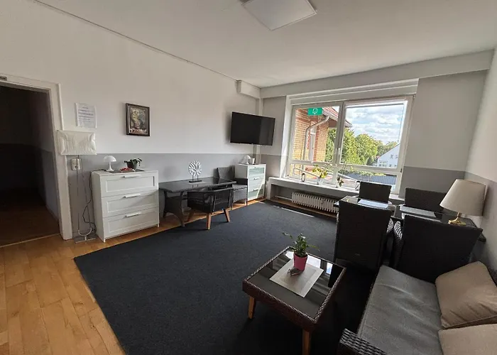 Pensión Zimmer-bad-tv-kühlschrank-16 Meine