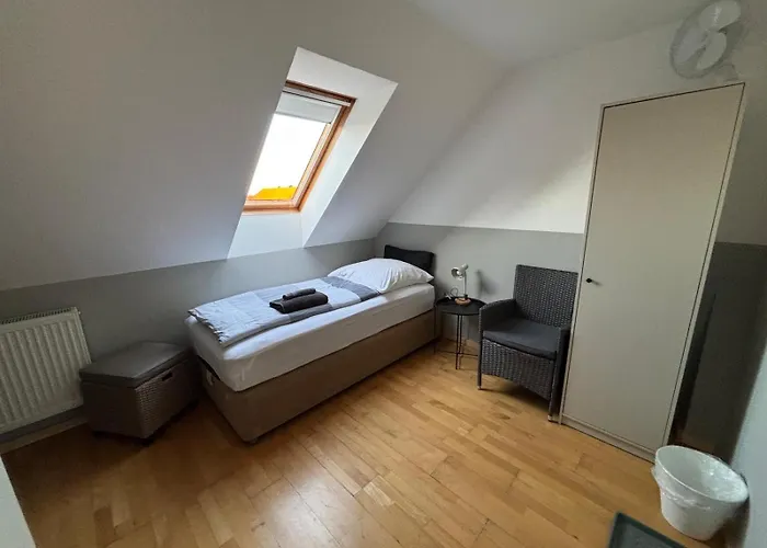 Zimmer-bad-tv-kühlschrank-16 Meine